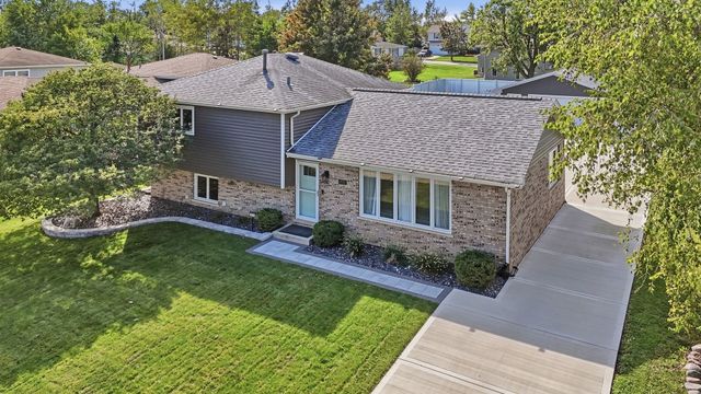 25712 S Mccorkle Avenue, Monee, IL 60449