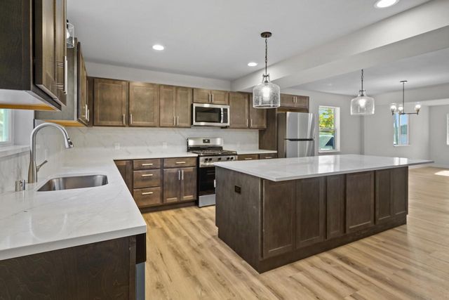 25222 83rd STREET, Salem, WI 53168