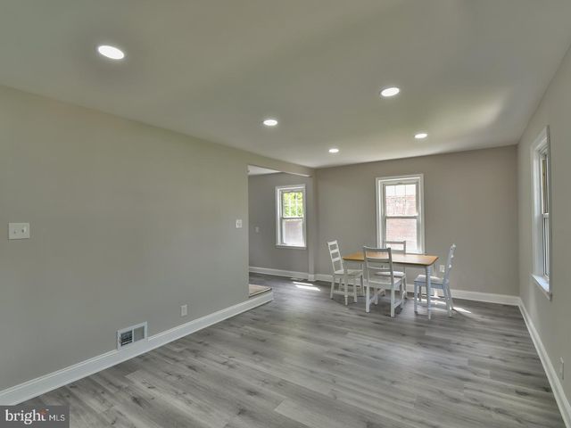 19 PELCZAR AVE, Baltimore, MD 21221