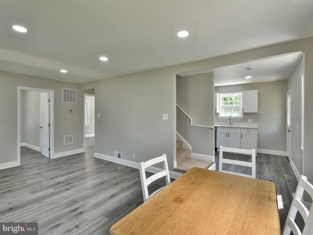 19 PELCZAR AVE, Baltimore, MD 21221