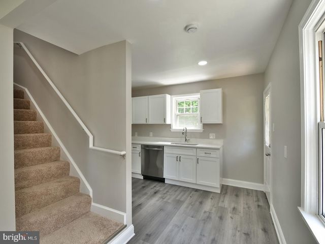 19 PELCZAR AVE, Baltimore, MD 21221