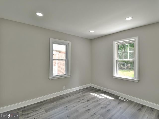 19 PELCZAR AVE, Baltimore, MD 21221