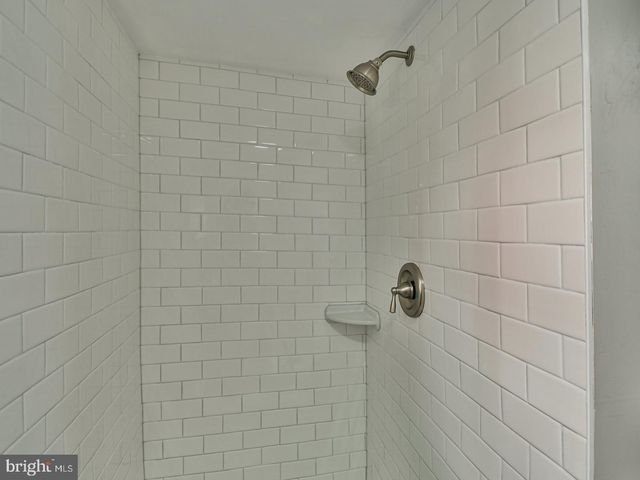 19 PELCZAR AVE, Baltimore, MD 21221