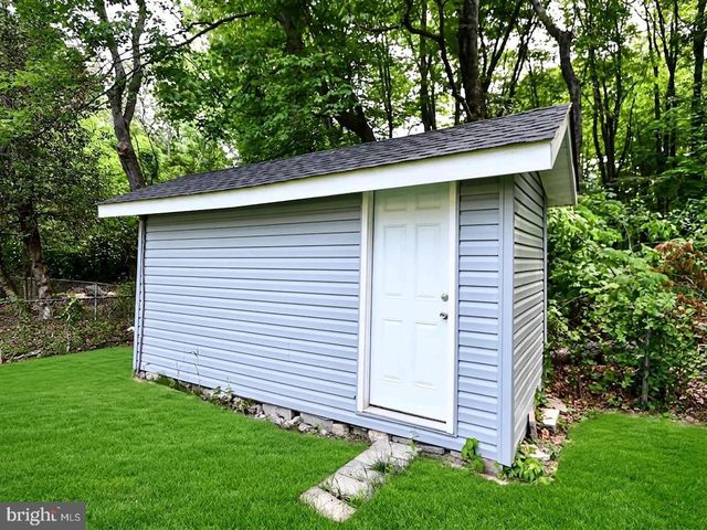 19 PELCZAR AVE, Baltimore, MD 21221