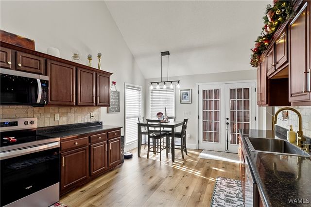 11113 Patton Circle, Northport, AL 35475