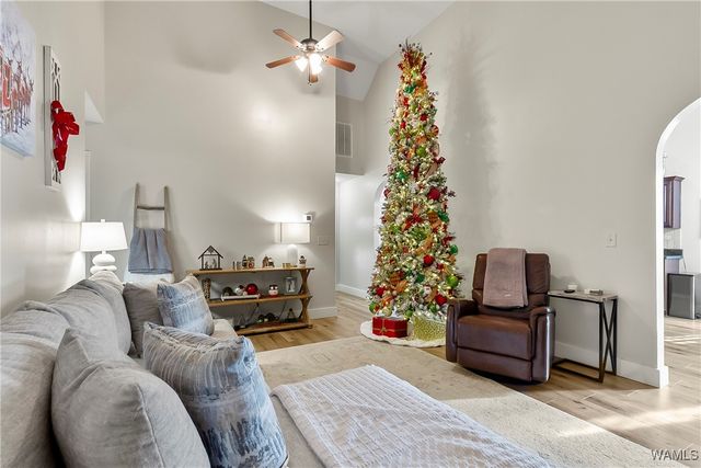 11113 Patton Circle, Northport, AL 35475