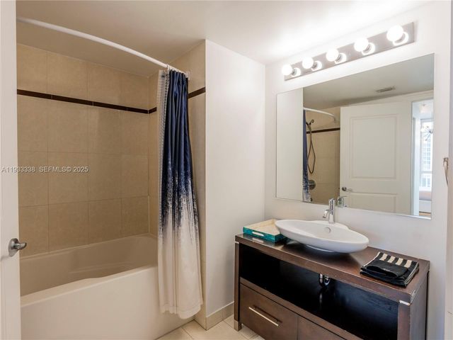 480 NE 30th St 1103, Miami, FL 33137