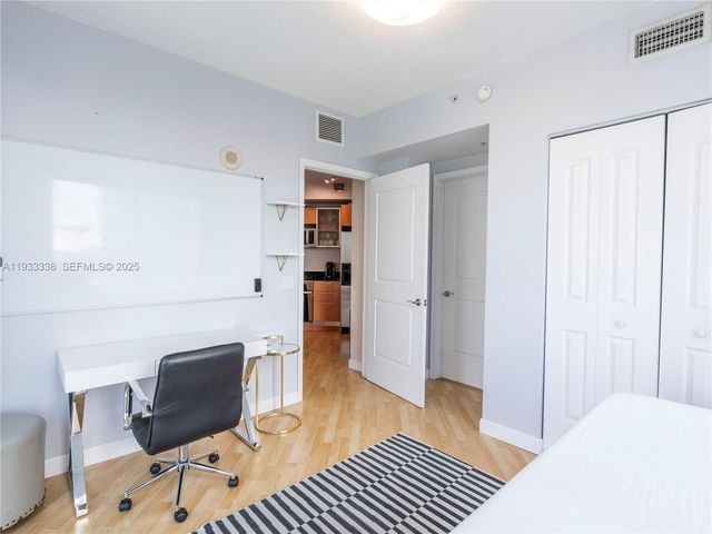 480 NE 30th St 1103, Miami, FL 33137