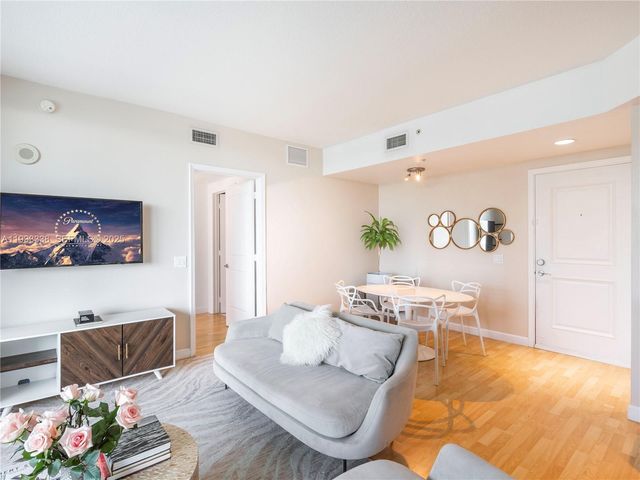 480 NE 30th St 1103, Miami, FL 33137