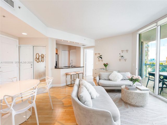 480 NE 30th St 1103, Miami, FL 33137