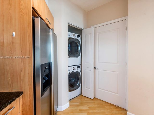 480 NE 30th St 1103, Miami, FL 33137