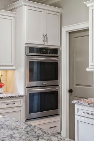 4001 Ryecroft Ln, Franklin, TN 37064