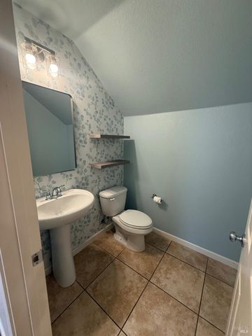 130 Refosco Ct, Vacaville, CA 95687