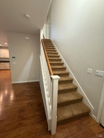 130 Refosco Ct, Vacaville, CA 95687