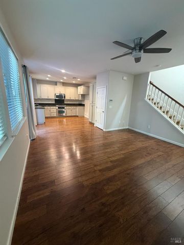 130 Refosco Ct, Vacaville, CA 95687