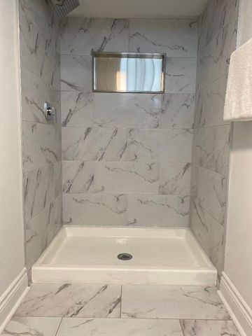 6329 Calumet Avenue, Hammond, IN 46324