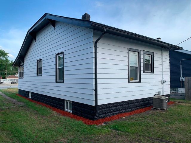 6329 Calumet Avenue, Hammond, IN 46324