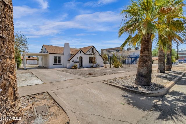 325 N 17TH Drive, Phoenix, AZ 85007