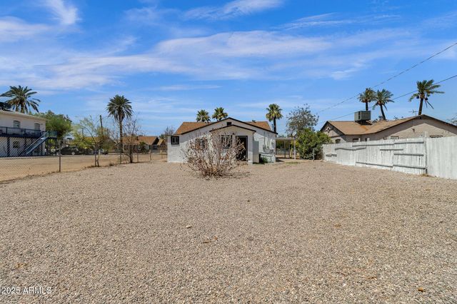 325 N 17TH Drive, Phoenix, AZ 85007