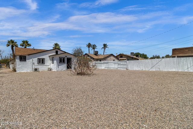 325 N 17TH Drive, Phoenix, AZ 85007