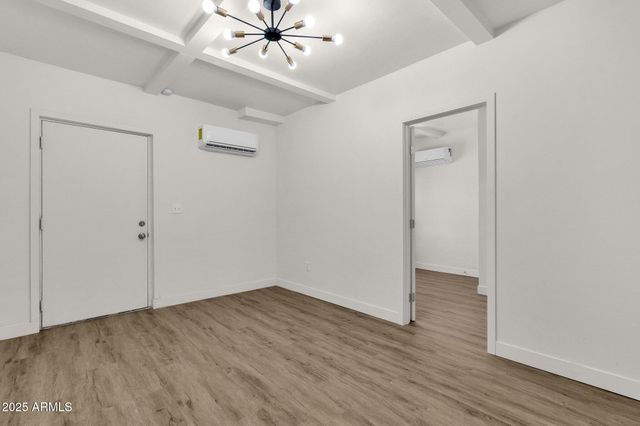 325 N 17TH Drive, Phoenix, AZ 85007