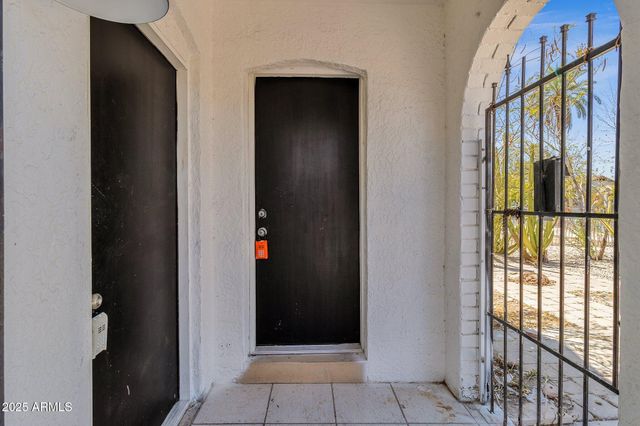 325 N 17TH Drive, Phoenix, AZ 85007