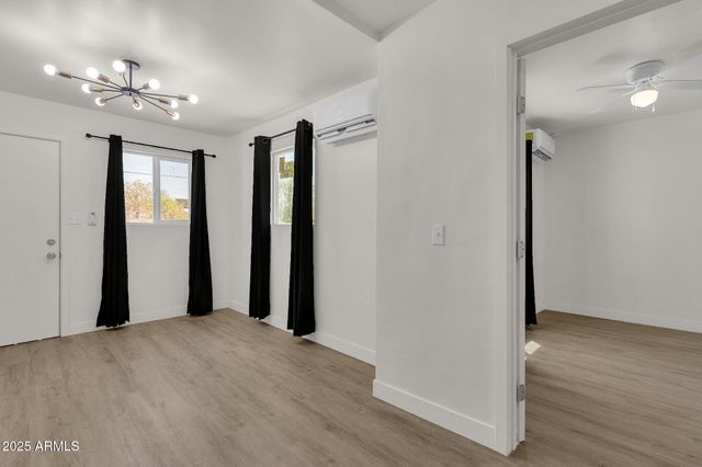 325 N 17TH Drive, Phoenix, AZ 85007
