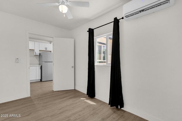 325 N 17TH Drive, Phoenix, AZ 85007