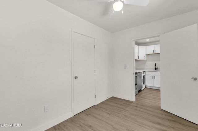 325 N 17TH Drive, Phoenix, AZ 85007