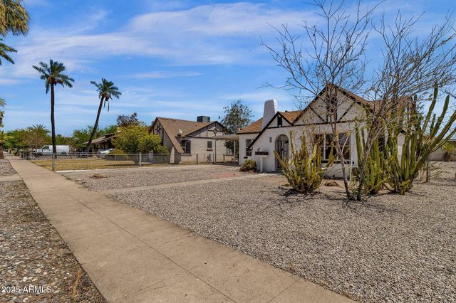325 N 17TH Drive, Phoenix, AZ 85007