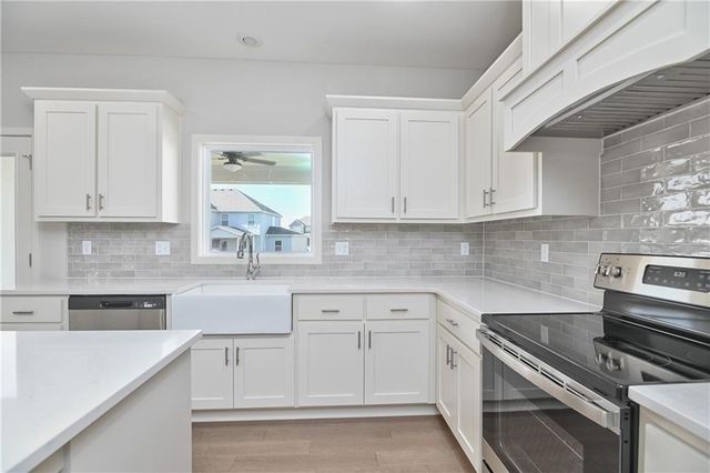 2651 W Park Street, Olathe, KS 66061