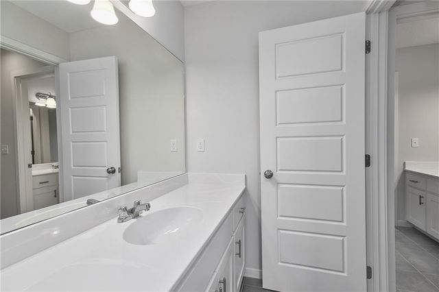2651 W Park Street, Olathe, KS 66061