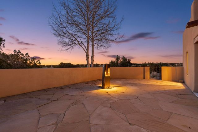 275 Avenida Eldorado, Santa Fe, NM 87508