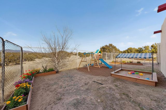 275 Avenida Eldorado, Santa Fe, NM 87508