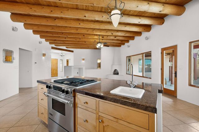 275 Avenida Eldorado, Santa Fe, NM 87508