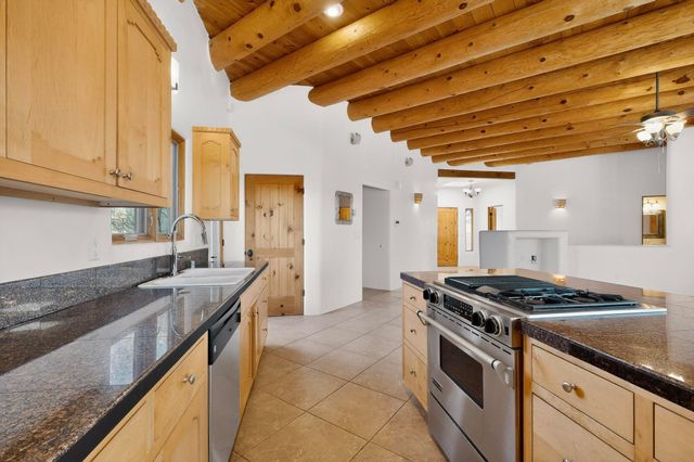 275 Avenida Eldorado, Santa Fe, NM 87508