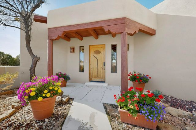 275 Avenida Eldorado, Santa Fe, NM 87508
