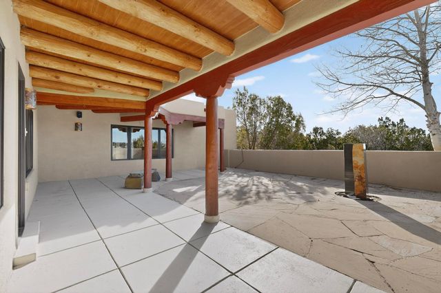 275 Avenida Eldorado, Santa Fe, NM 87508