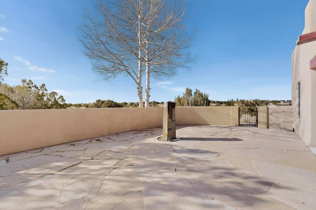 275 Avenida Eldorado, Santa Fe, NM 87508