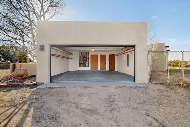 275 Avenida Eldorado, Santa Fe, NM 87508