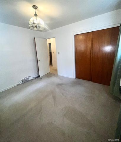 1603 W Mott Avenue, Flint, MI 48504