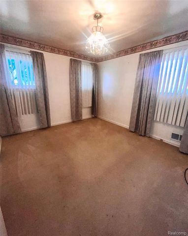 1603 W Mott Avenue, Flint, MI 48504
