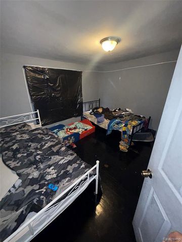 17379 Murray Hill Street, Detroit, MI 48235