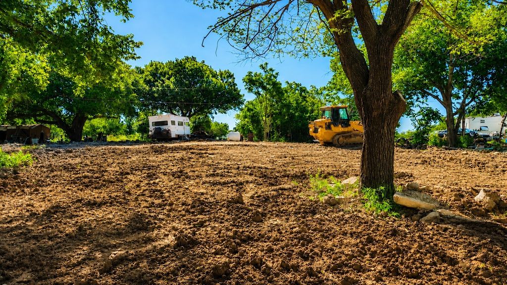 4004 Clearview Court, Weatherford, TX 76087