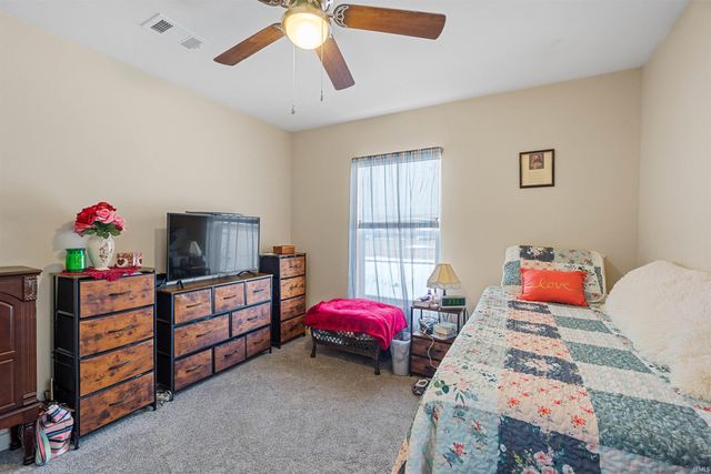 904 E Bradford Street, Marion, IN 46952