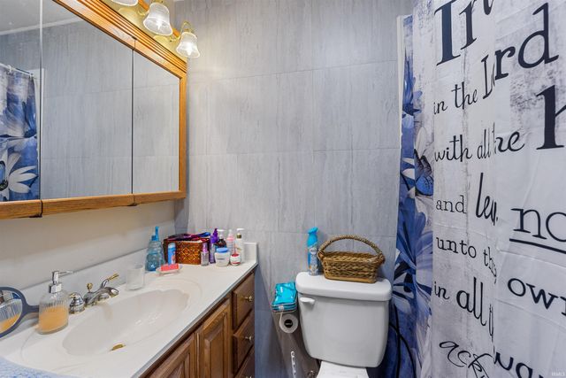 904 E Bradford Street, Marion, IN 46952