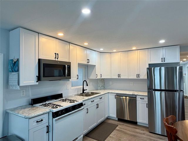 34076 AVOCADO DRIVE N, Pinellas Park, FL 33781