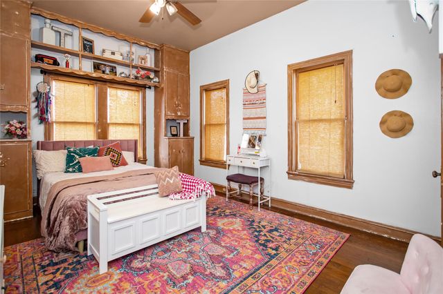 706 E Main Street, Madisonville, TX 77864