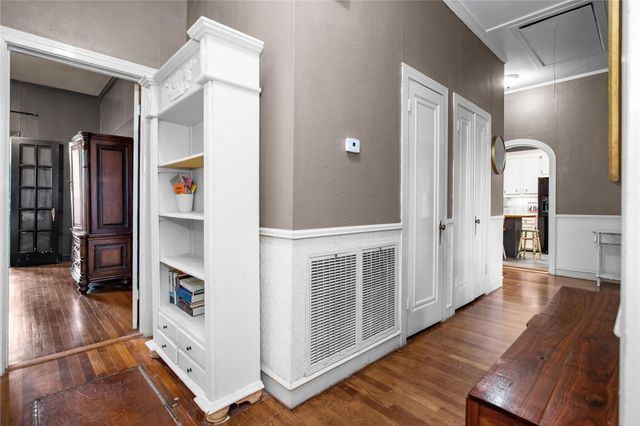 706 E Main Street, Madisonville, TX 77864