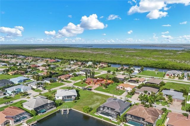 3127 SW 29th AVE, Cape Coral, FL 33914
